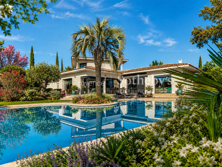 Maison Aix-en-Provence - 4 chambres - 330m²