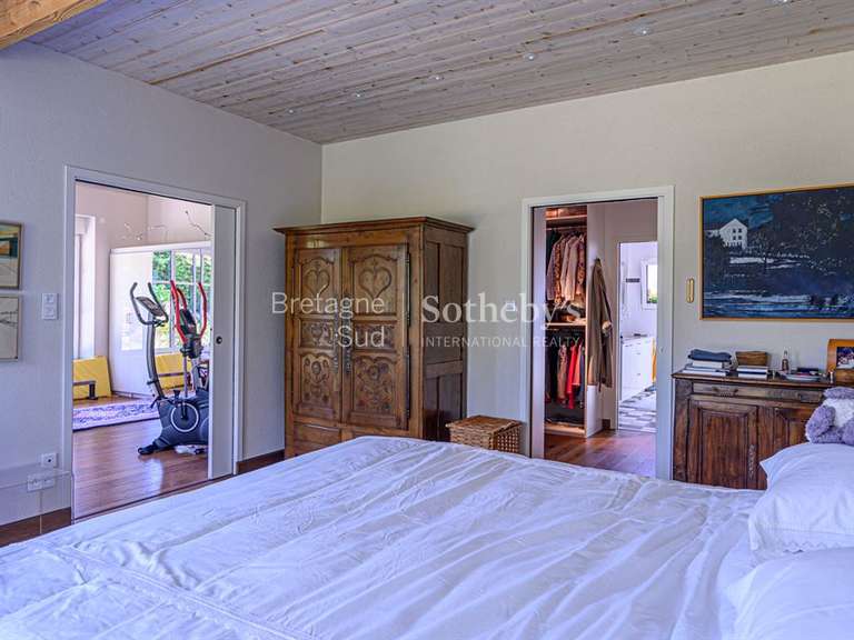 Maison Plonéour-Lanvern - 530m²