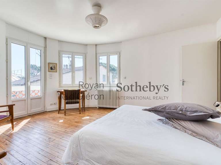 House Royan - 6 bedrooms - 201m²