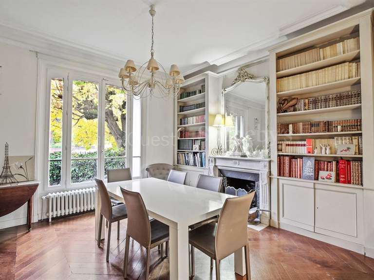 Maison Saint-Germain-en-Laye - 6 chambres - 280m²