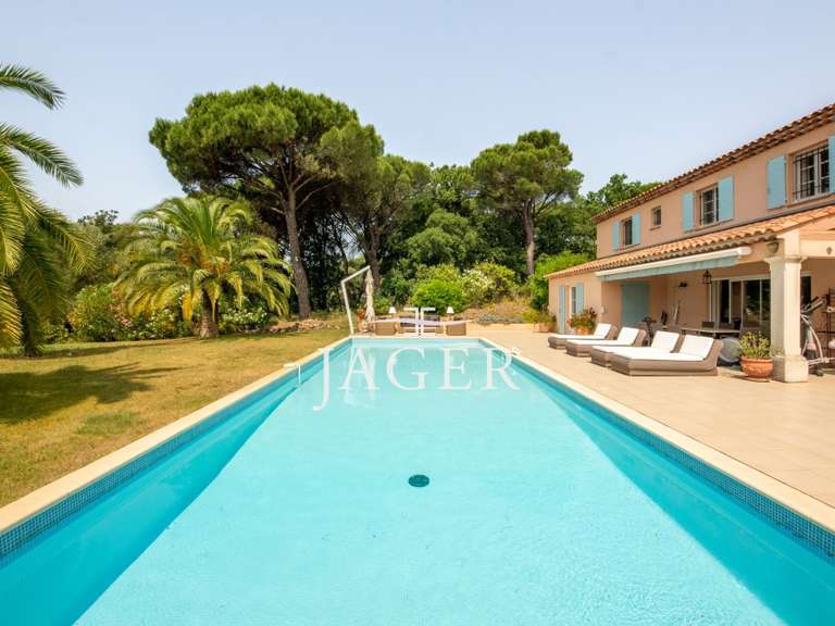 Villa Grimaud - 4 bedrooms - 250m²