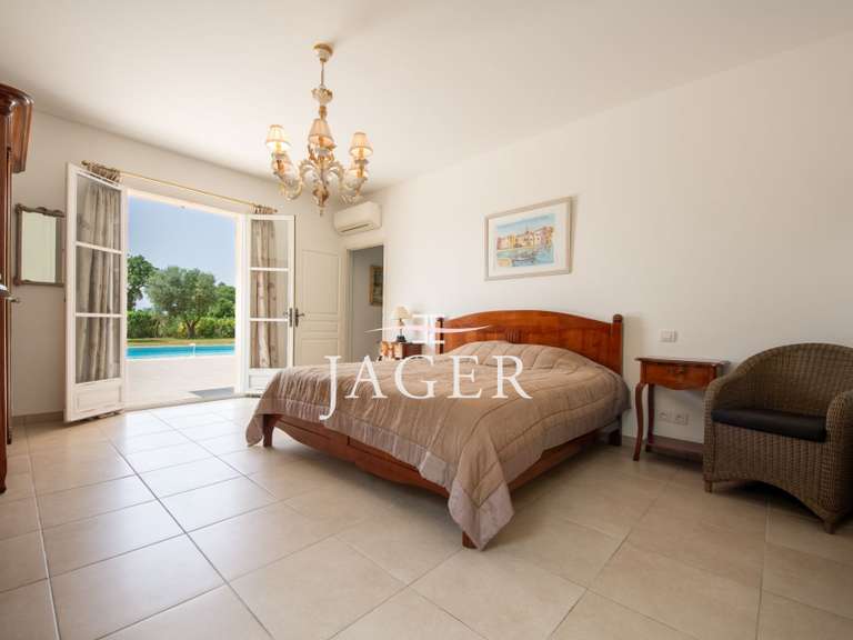 Villa Grimaud - 4 bedrooms - 250m²