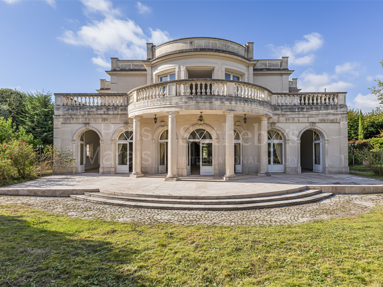 Maison Saint-Maur-des-Fossés - 6 chambres - 1000m²