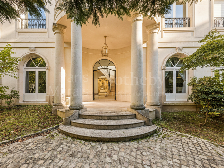 Maison Saint-Maur-des-Fossés - 6 chambres - 1000m²
