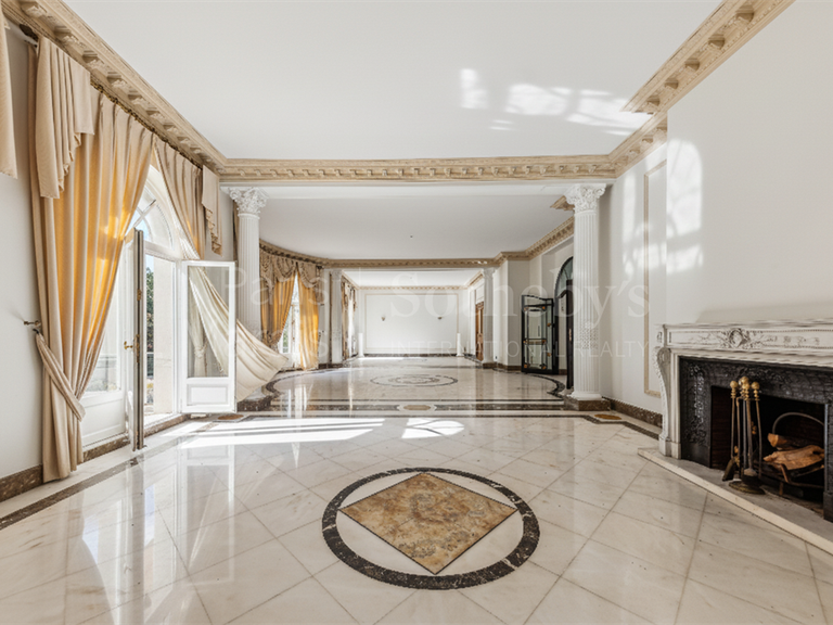 Maison Saint-Maur-des-Fossés - 6 chambres - 1000m²