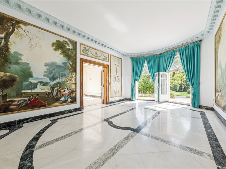 Maison Saint-Maur-des-Fossés - 6 chambres - 1000m²
