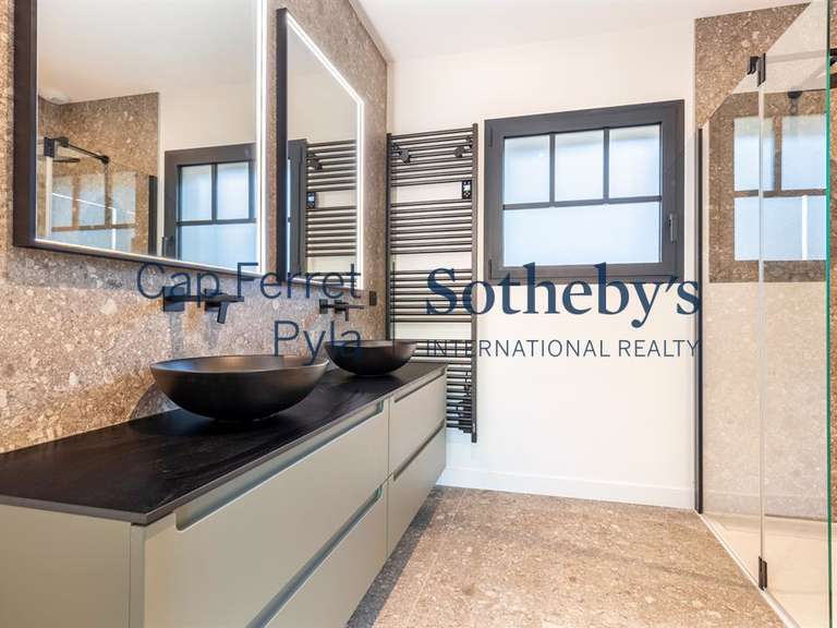 Maison Pyla-sur-mer - 7 chambres - 300m²
