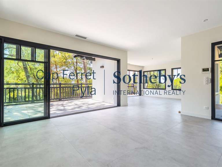 Maison Pyla-sur-mer - 7 chambres - 300m²