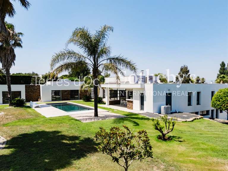 Maison Perpignan - 5 chambres - 354m²