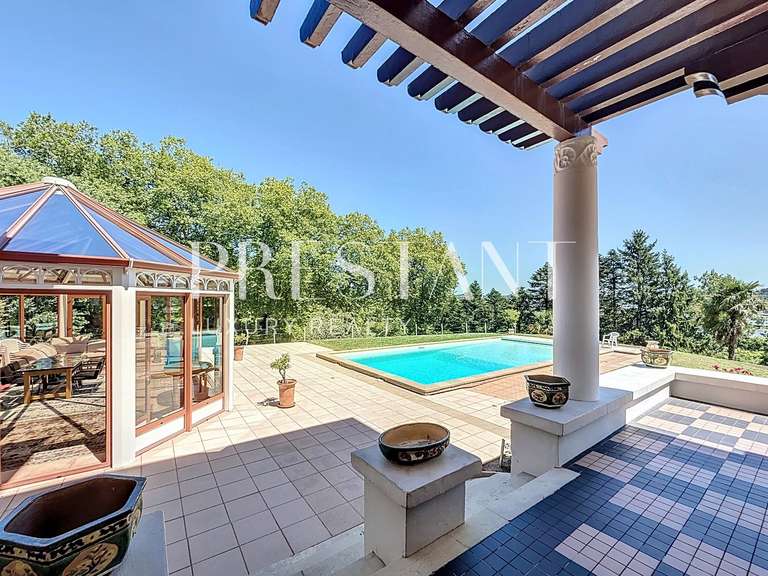 House Bayonne - 8 bedrooms - 470m²