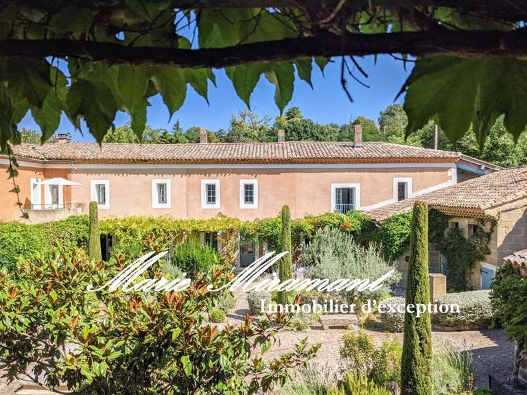 Propriété Uzès - 22 chambres - 1150m²