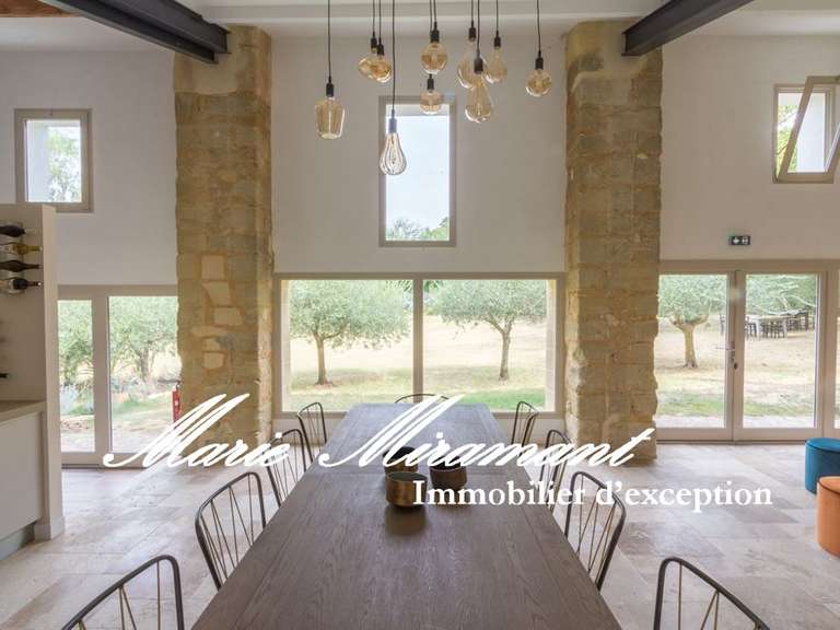 Propriété Uzès - 22 chambres - 1150m²