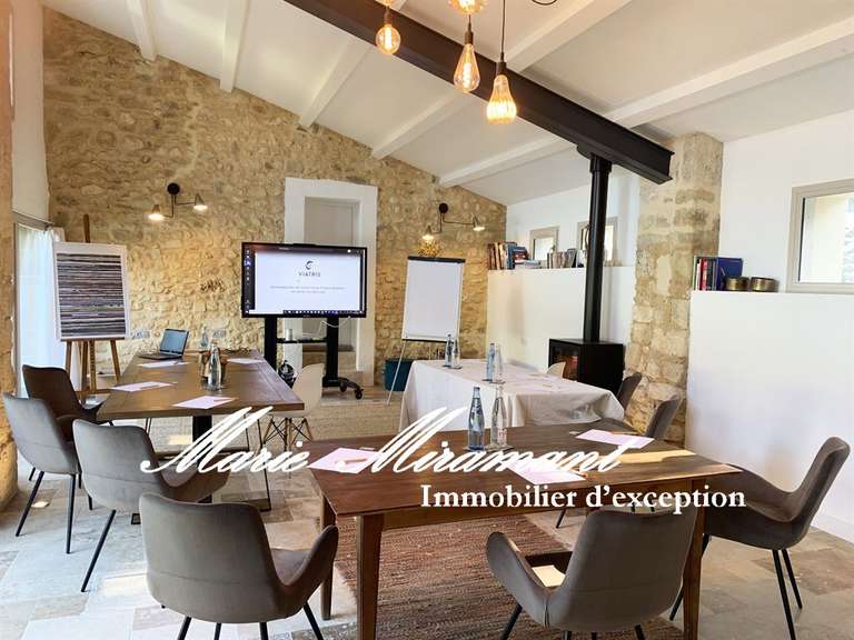 Propriété Uzès - 22 chambres - 1150m²