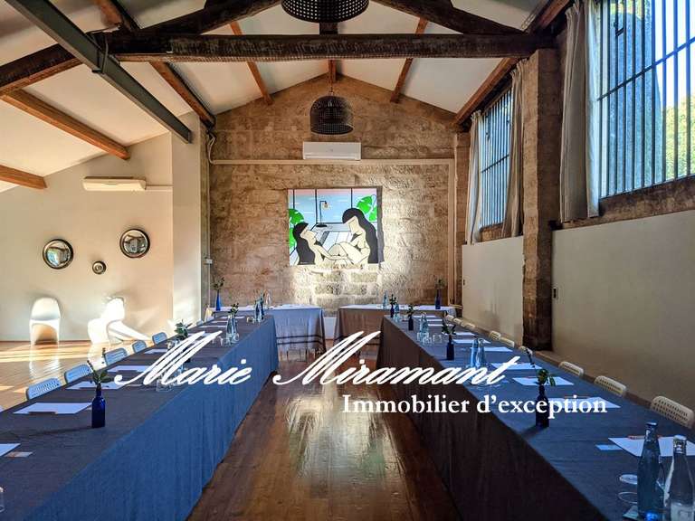 Propriété Uzès - 22 chambres - 1150m²