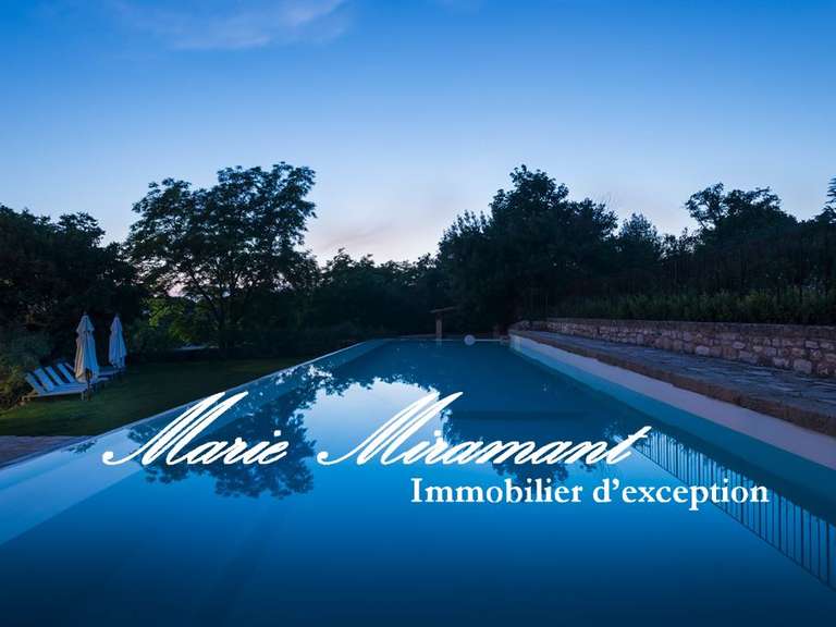 Propriété Uzès - 22 chambres - 1150m²