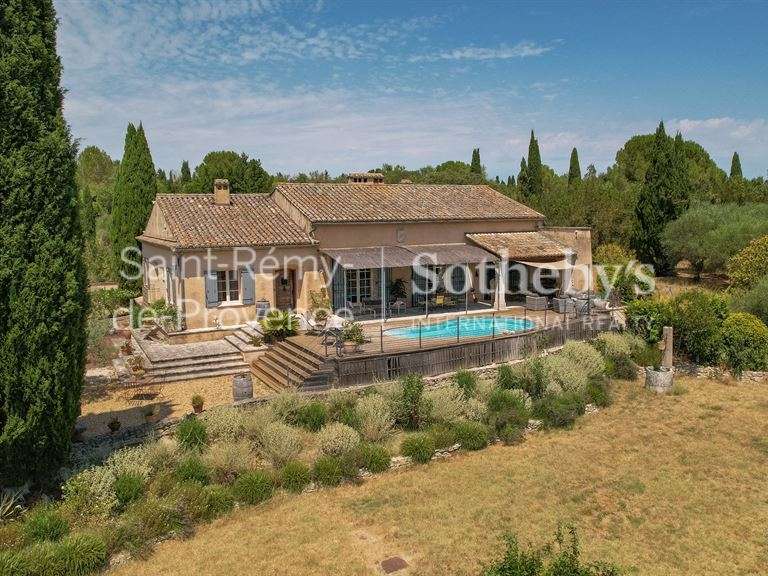 Maison Saint-Rémy-de-Provence - 4 chambres - 200m²