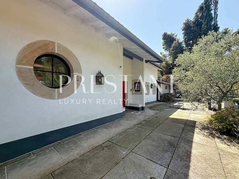 Maison Arbonne - 5 chambres - 200m²