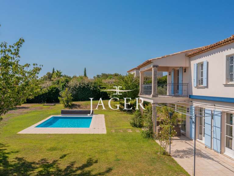 Villa with Sea view Grimaud - 4 bedrooms - 220m²