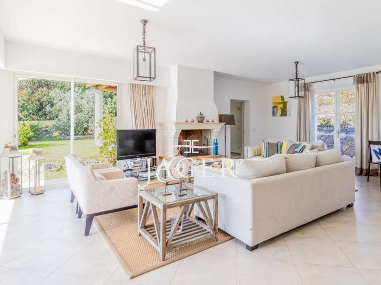 Villa with Sea view Grimaud - 4 bedrooms - 220m²