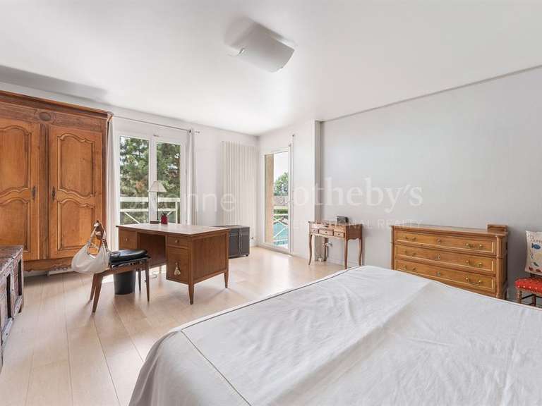 House Moëns - 6 bedrooms - 320m²
