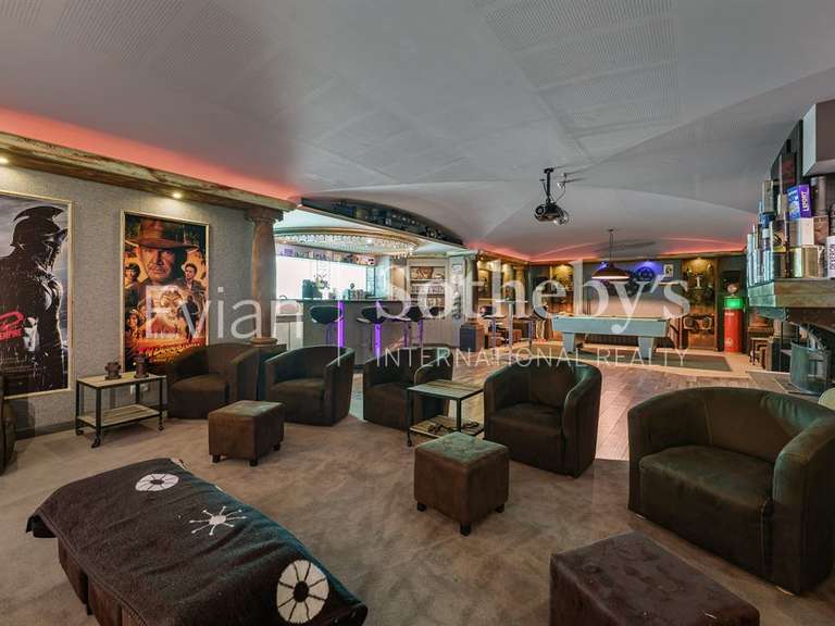 House Saint-Paul-en-Chablais - 4 bedrooms - 306m²