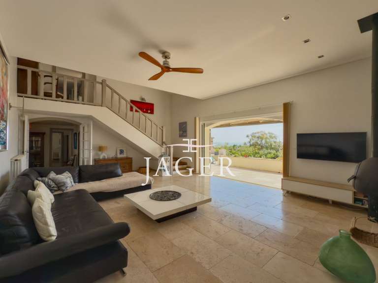 Villa avec Vue sur mer Les issambres - 6 chambres - 298m²