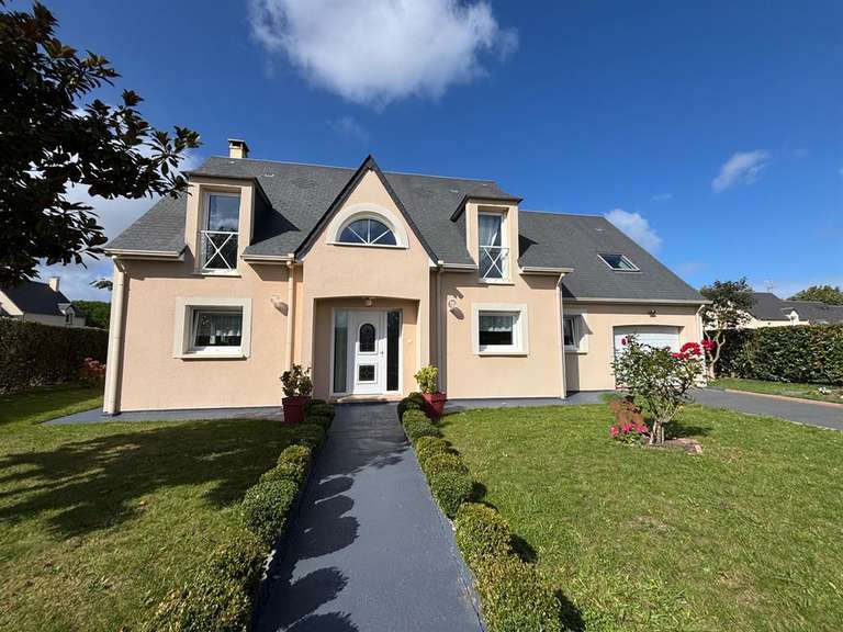 Maison Bernières-sur-Mer - 5 chambres - 169m²