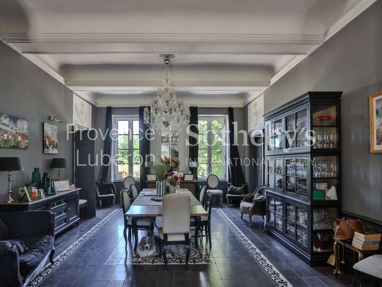 Propriété Loriol-du-Comtat - 18 chambres - 1300m²
