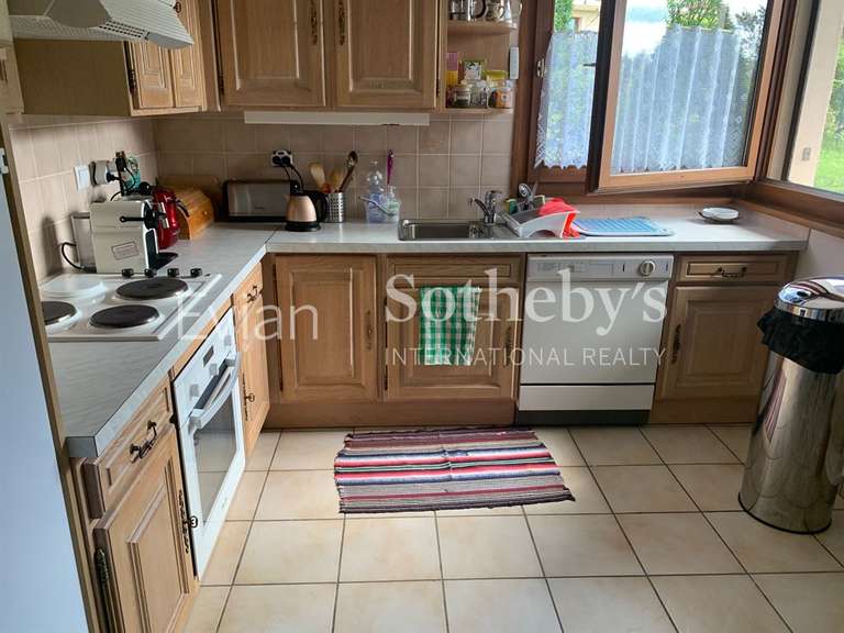 House Maxilly-sur-Léman - 4 bedrooms - 184m²