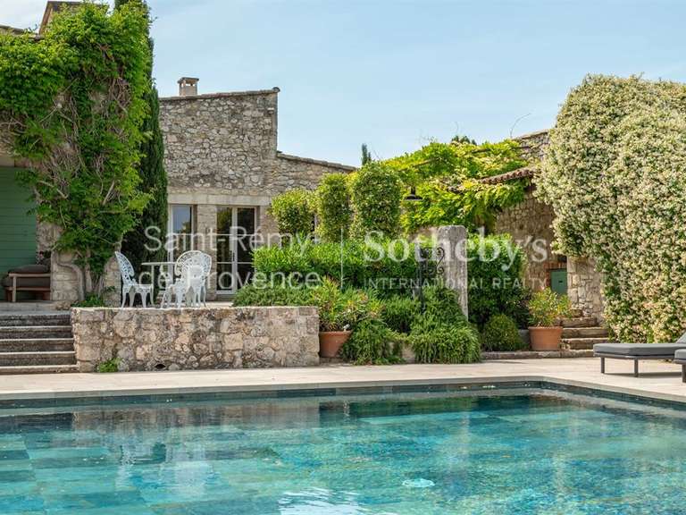 Maison Eygalières - 675m²