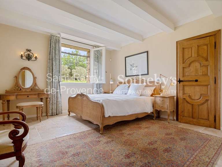 Maison Eygalières - 675m²