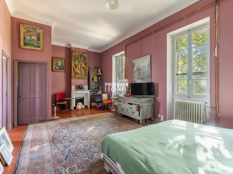 Maison Le Thor - 5 chambres - 272m²