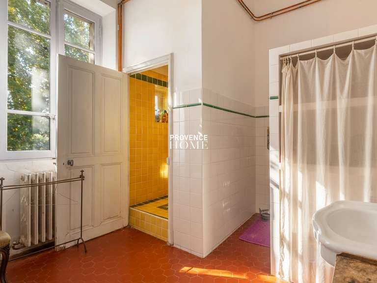 Maison Le Thor - 5 chambres - 272m²