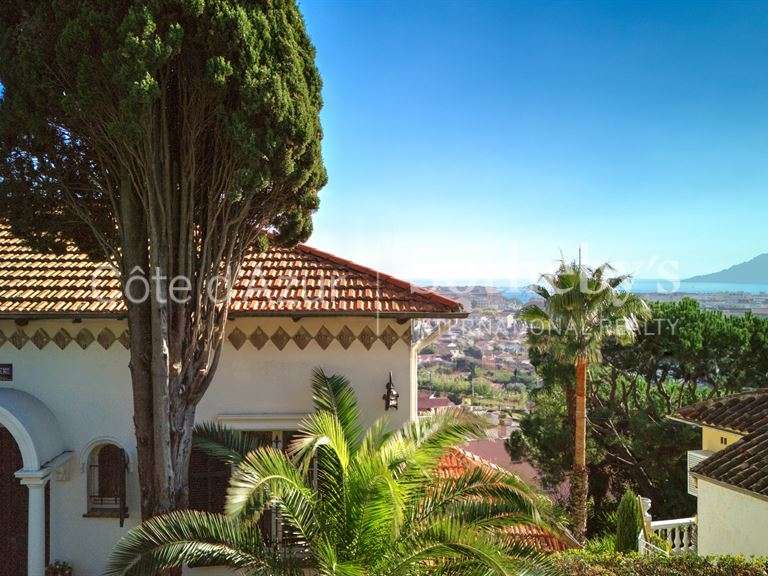 Maison avec Vue sur mer Cannes - 4 chambres - 195m²