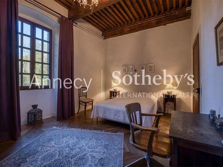 Maison Serrières-en-Chautagne - 10 chambres - 700m²