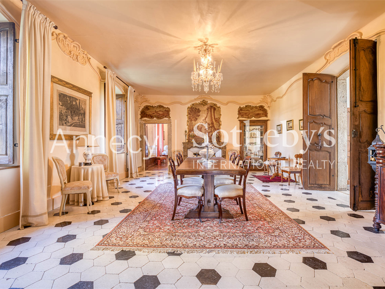 Maison Serrières-en-Chautagne - 10 chambres - 700m²