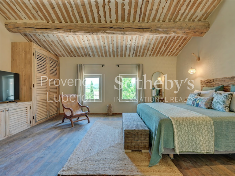 Maison Roussillon - 7 chambres - 600m²