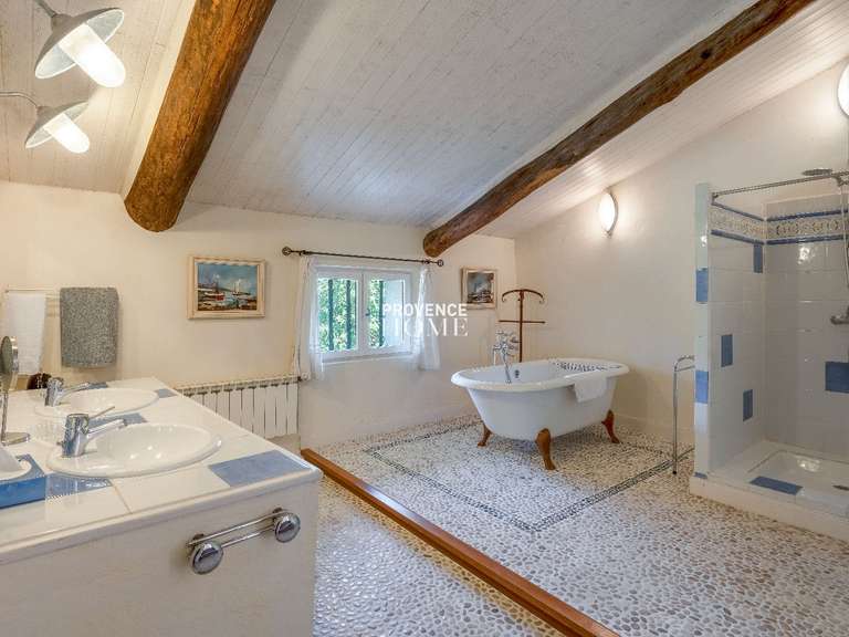 Maison Robion - 6 chambres - 270m²