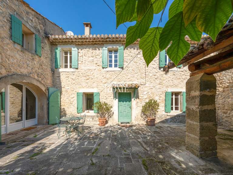 Maison Robion - 6 chambres - 270m²