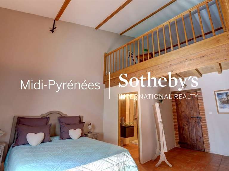 House Verfeil - 4 bedrooms - 730m²
