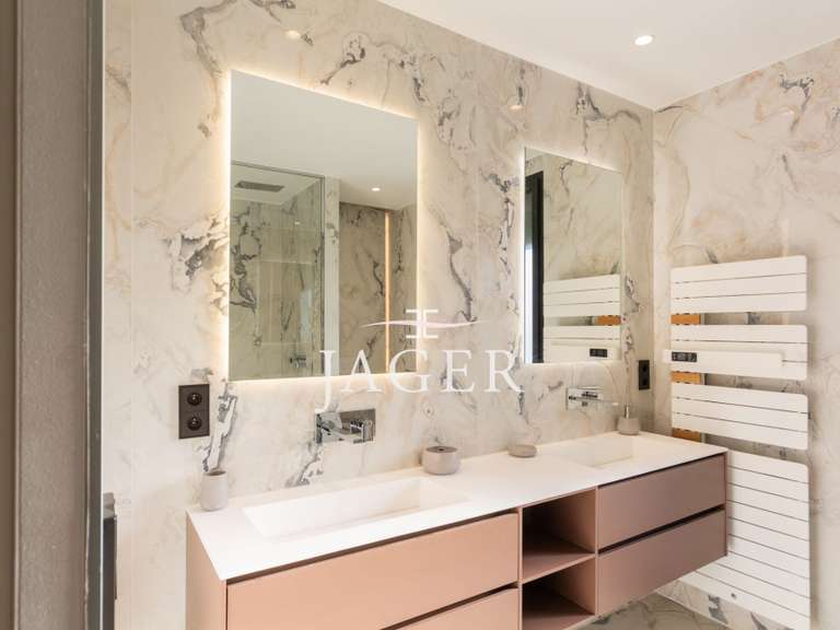 Villa with Sea view Sainte-Maxime - 4 bedrooms - 300m²