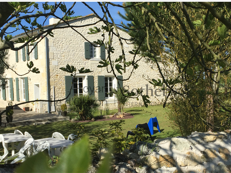 Maison Le Gua - 7 chambres - 300m²