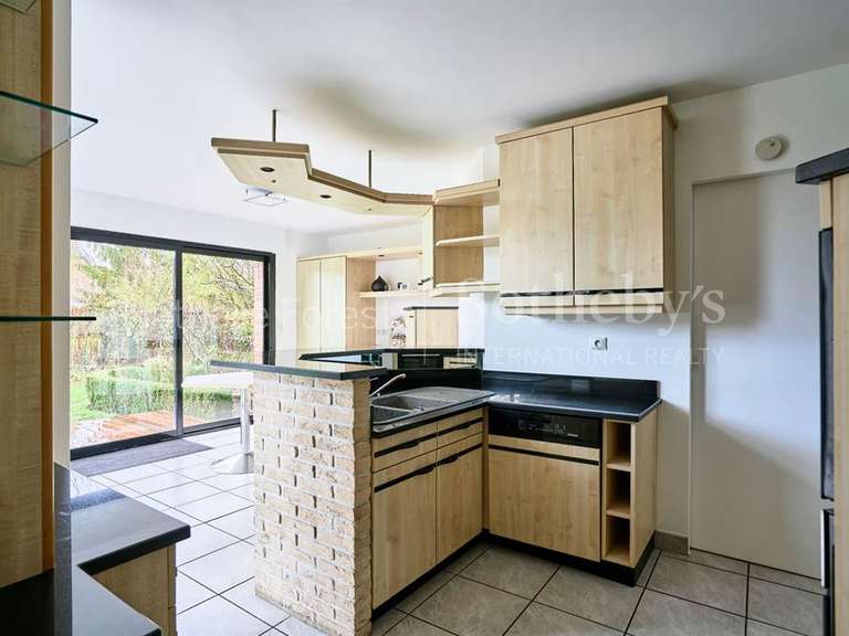 Maison Sainghin-en-Mélantois - 4 chambres - 225m²