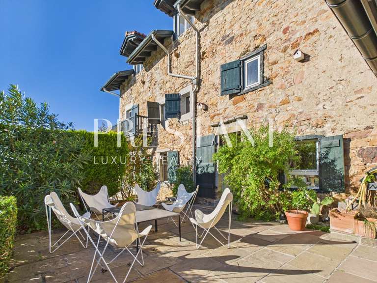 Maison Ainhoa - 5 chambres - 260m²