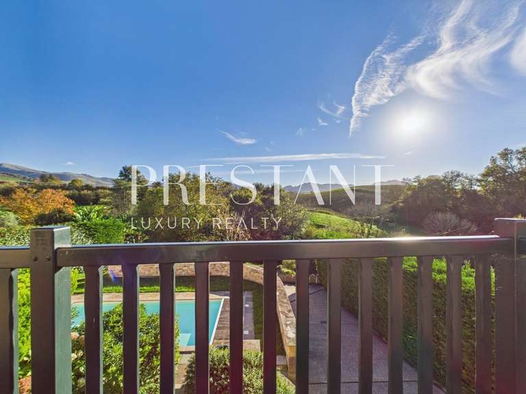Maison Ainhoa - 5 chambres - 260m²
