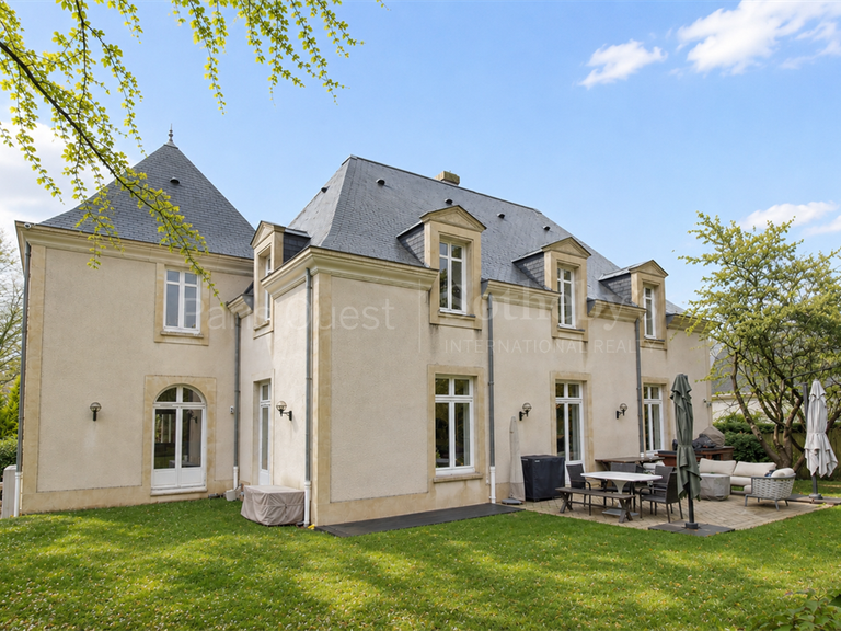 Maison Louveciennes - 5 chambres - 333m²