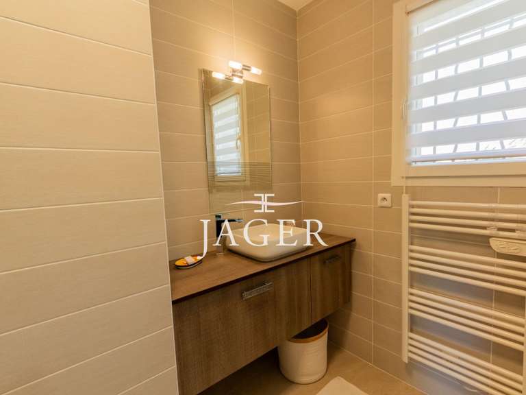 Villa Cogolin - 3 chambres - 148m²