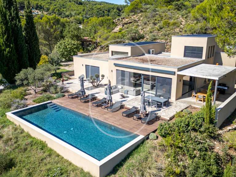Villa Vaison-la-Romaine - 5 bedrooms - 250m²