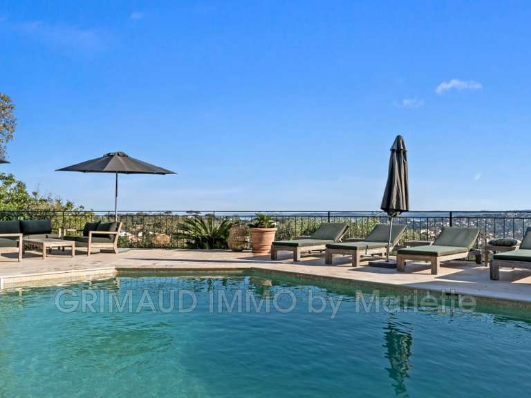 Villa with Sea view Sainte-Maxime - 6 bedrooms - 300m²