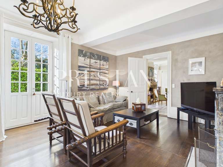 Maison Sare - 8 chambres - 650m²